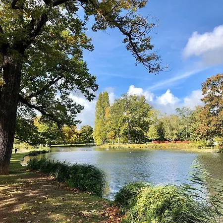Apartment Au Calme Dans Jardin A 30min De Paris Avec Nouvelle Literie *