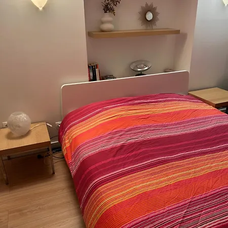 Au Calme Dans Jardin A 30min De Paris Avec Nouvelle Literie Apartment Chatou